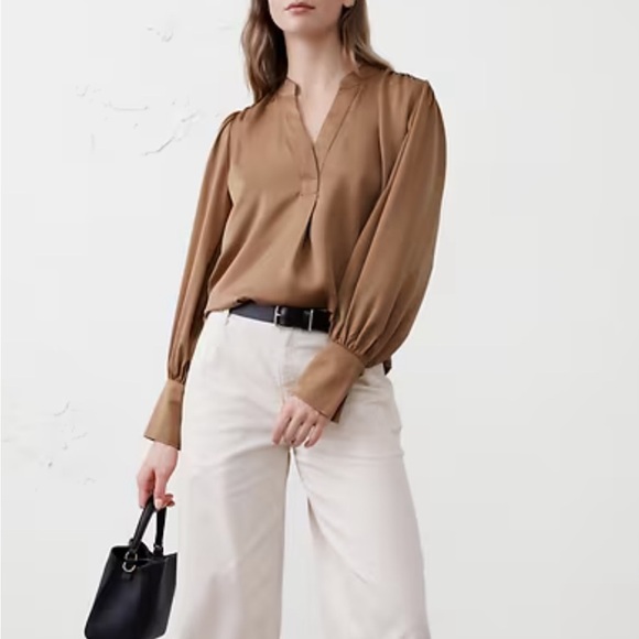 BANANA REPUBLIC CREPE VOLUME-SLEEVE BLOUSE - Picture 1 of 7